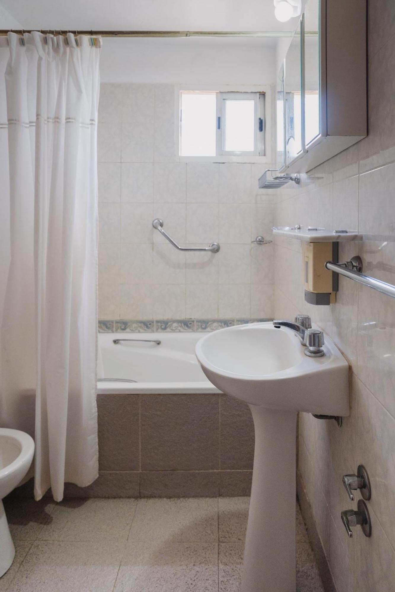 Apartment Deptos Belgrano 674 Centro *